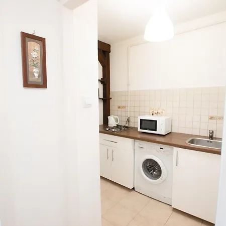 Amazing View And Great Location. Ratusz Arsenal. Apartamento Varsovia